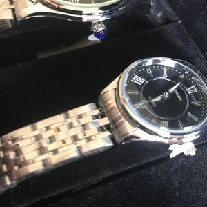 GREAT GIFT🎁 His and her watch set